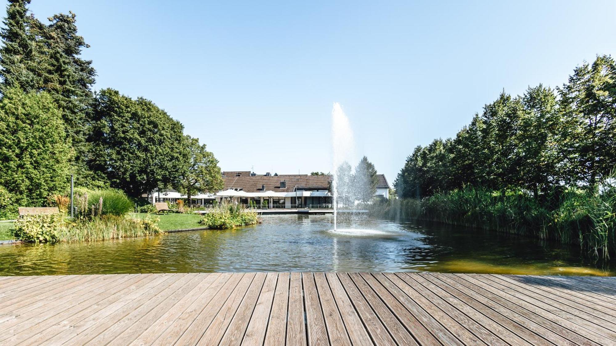 Parkhotel Nuembrecht Exterior photo